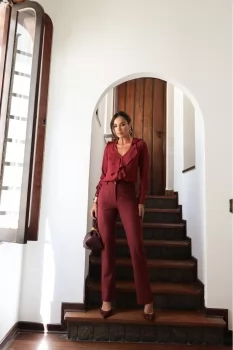 CALÇA LAUREN